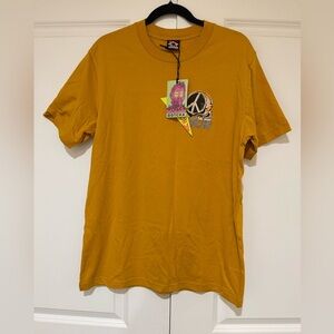 NWT Men's Gotcha Graphic Tee Shirt runs big